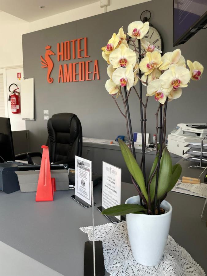 Hotel Amedea تّشيرفييا المظهر الخارجي الصورة