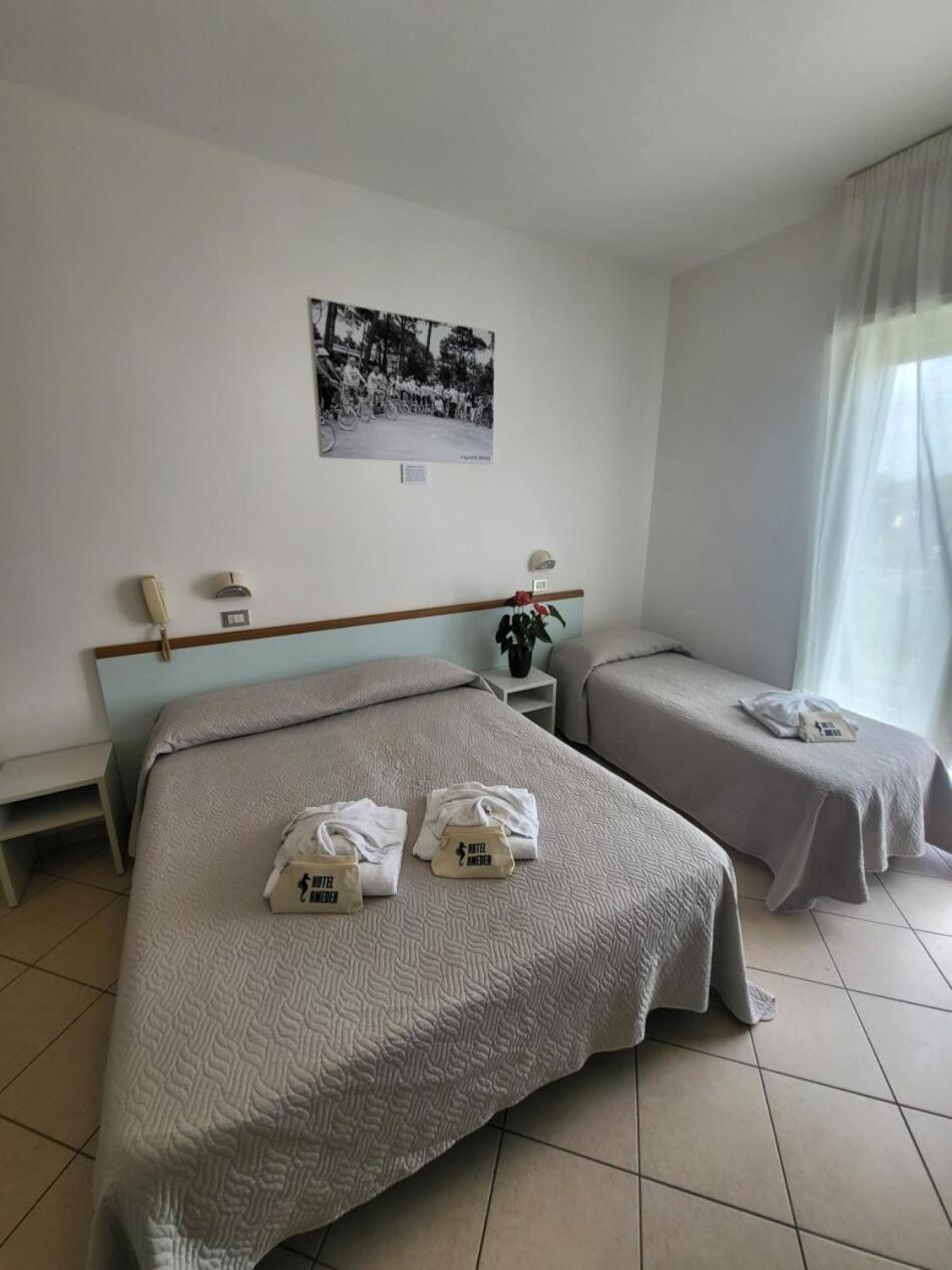 Hotel Amedea تّشيرفييا المظهر الخارجي الصورة